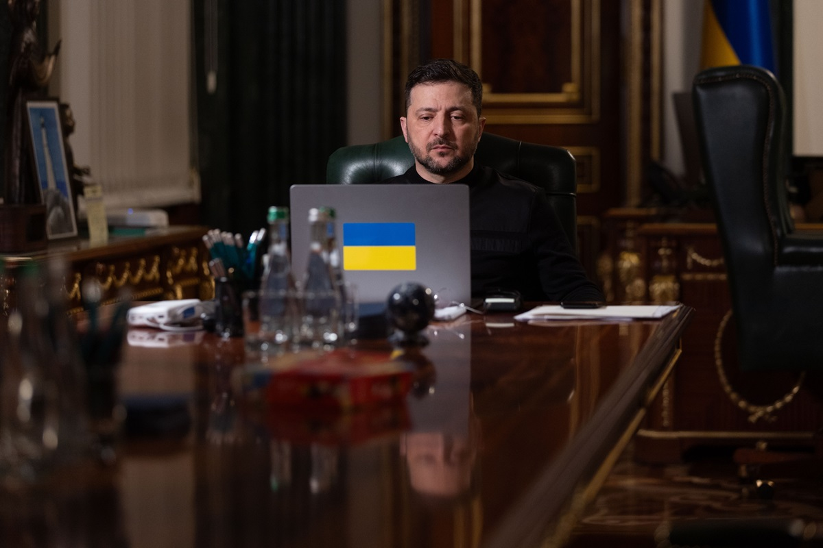“Your country is taking a huge risk.” For the first time since the start of the full-scale war, the President of Ukraine gave a major interview to a Belarusian media outlet — “Zerkalo”