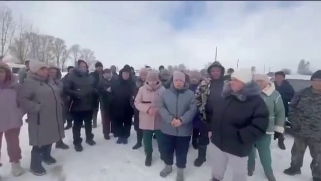 Protests in Siberia over livestock destruction: villagers block roads as authorities send police