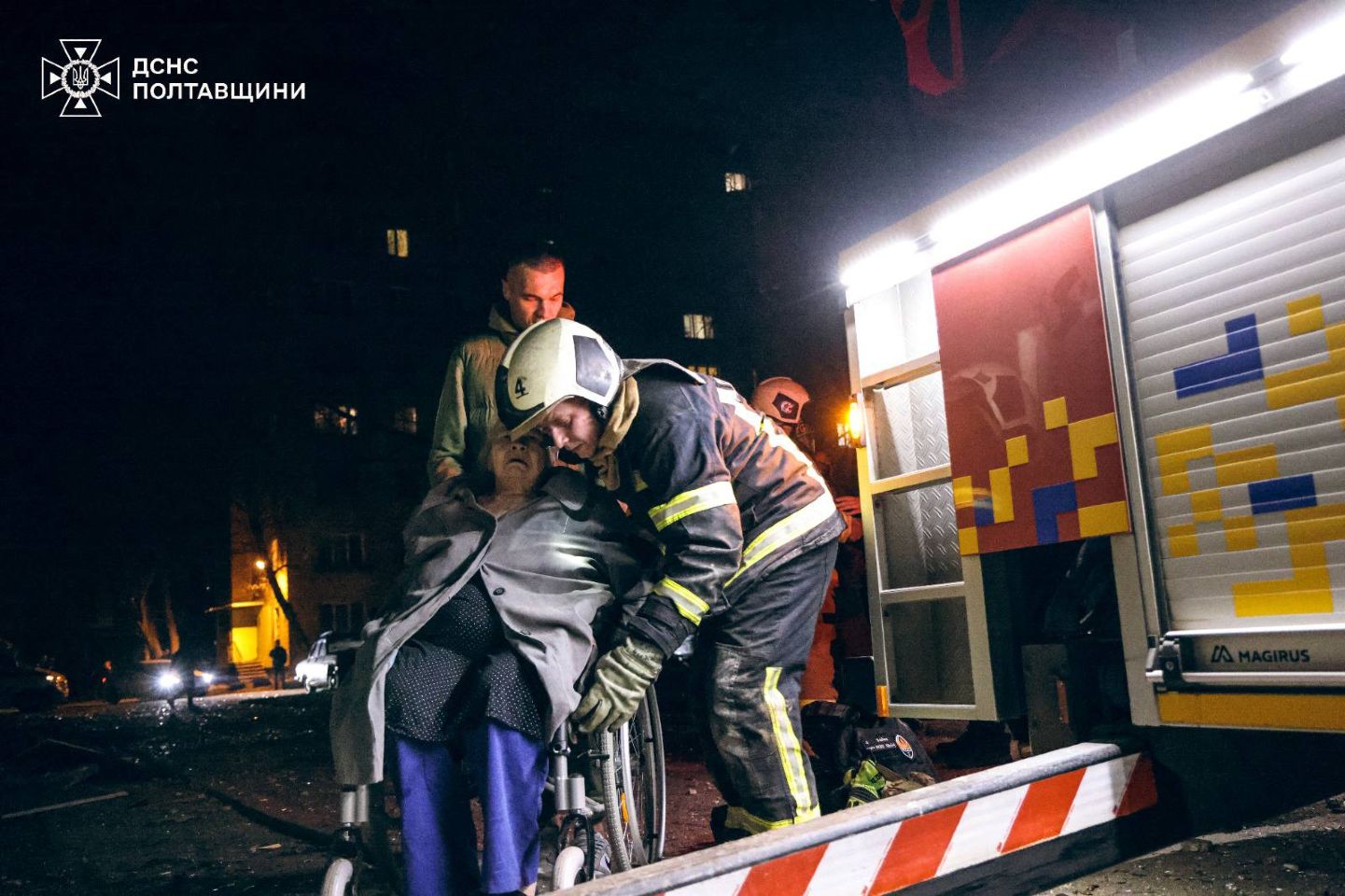 Noční dronový útok na Poltavu: Mezi zraněnými i děti, zničené byty a podniky